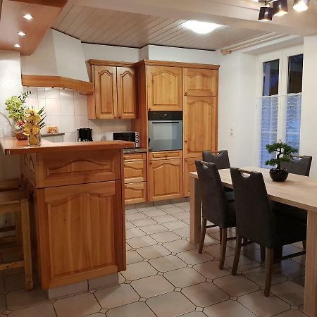 Apartement-Gîte rural à 3 km de Delémont Courcelon Exterior foto